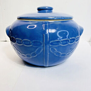 MONMOUTH WESTERN POTTERY STONEWARE BLUE CHAIN LINK BOWL BEAN POT CROCK WITH LID